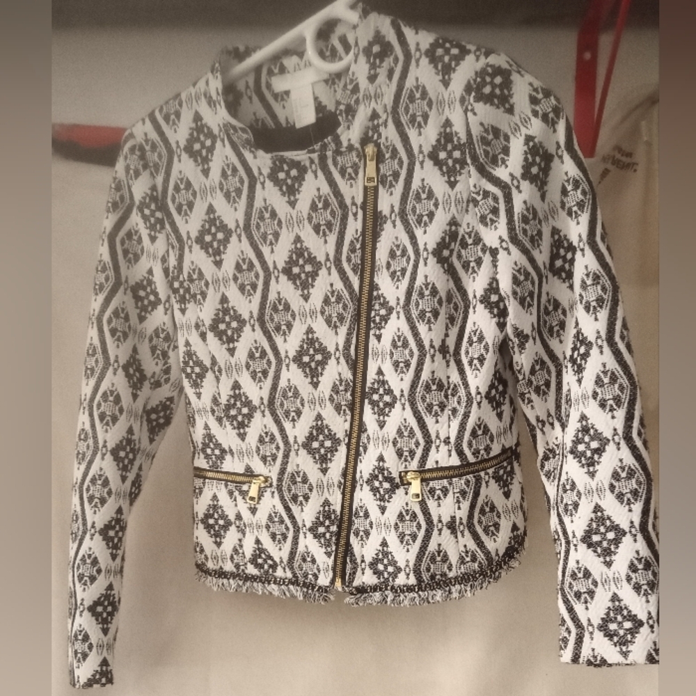 NEW-H&M-Fringe hem tribal print Moto Jacket Size 6.